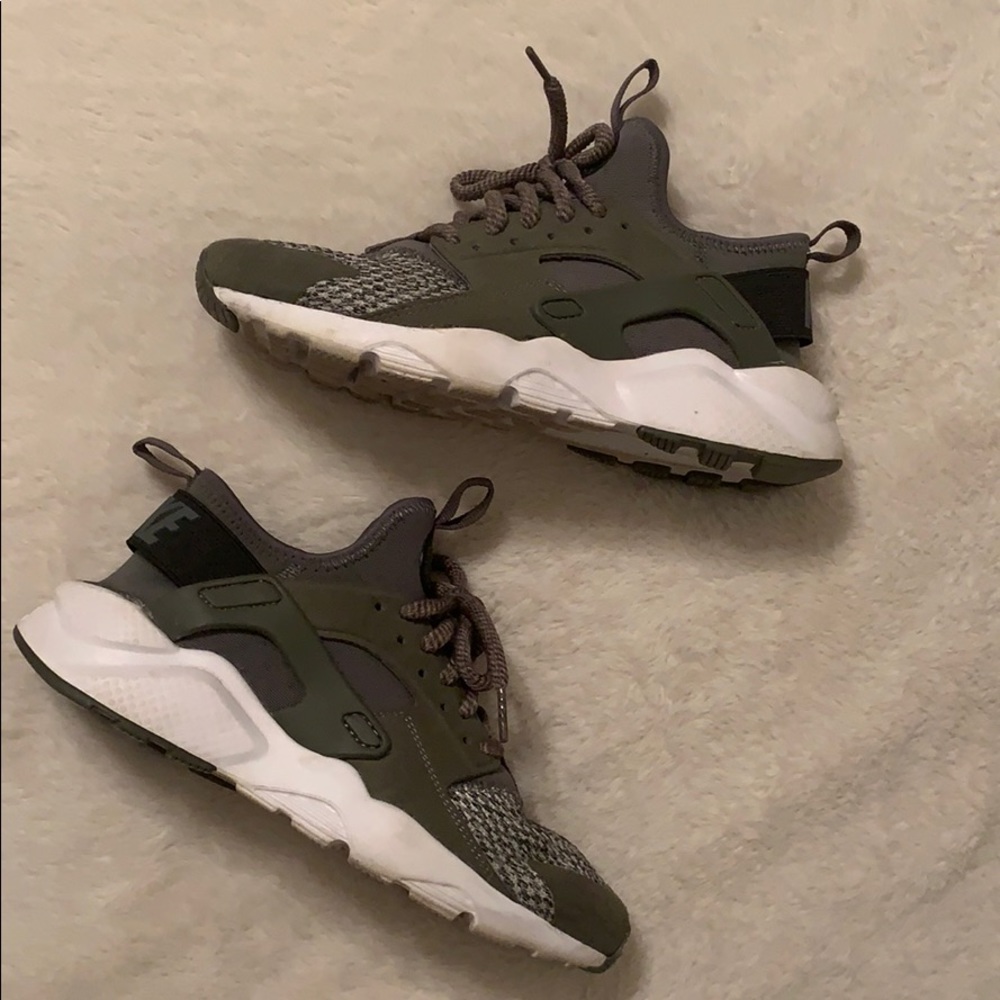 Nike Huaraches